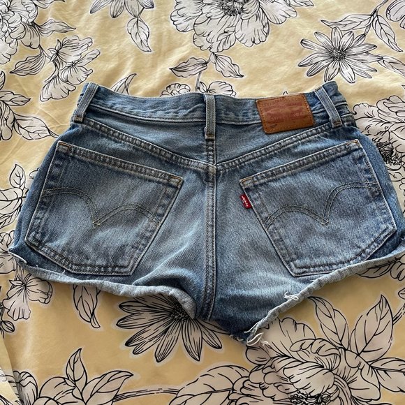 Vintage Levi's 501 Denim Shorts - Blue - Picture 4 of 4